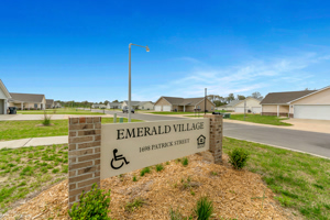Emerald-Village 01a